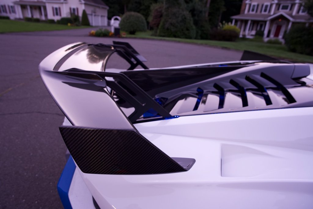 Used 2022 Lamborghini Huracan STO RWD image 40