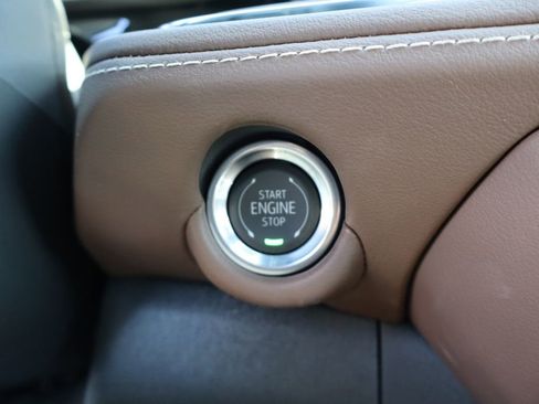 New 2026 Chevrolet Suburban High Country image 19