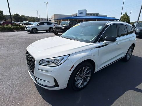Used 2024 Lincoln Corsair Grand Touring AWD/4WD image 29