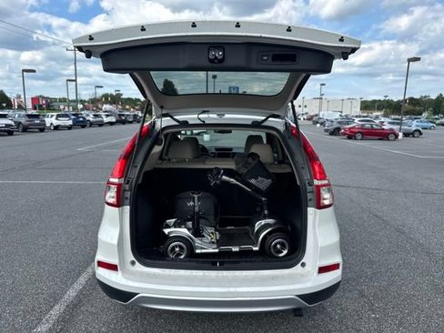 Used 2015 Honda CR-V Touring image 10