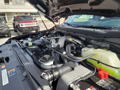 New 2026 Ford F250 Lariat w/ Black Appearance Package image 34