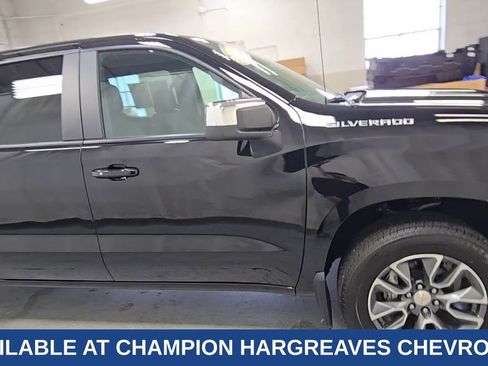 Used 2026 Chevrolet Silverado 1500 LT AWD/4WD image 2