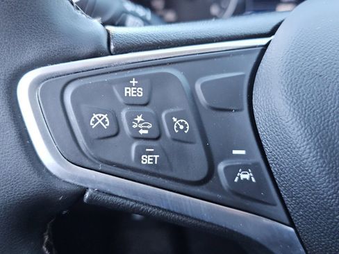 Used 2023 Chevrolet Equinox LT image 9