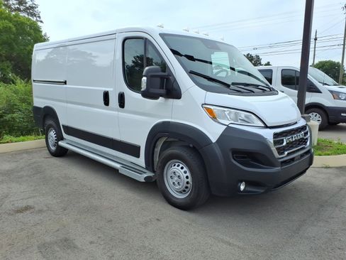 Used 2025 RAM ProMaster 2500 w/ U-Haul Equipment Group FWD image 1