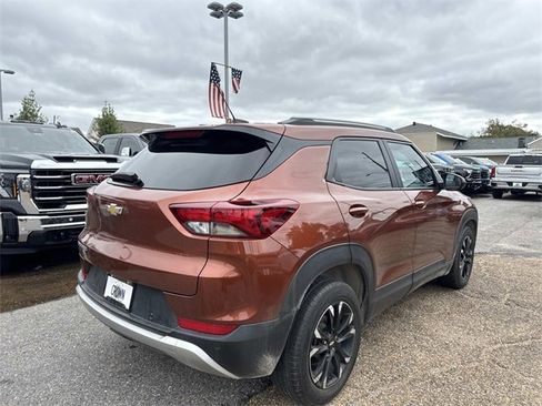Used 2021 Chevrolet TrailBlazer LT w/ Convenience Package image 6