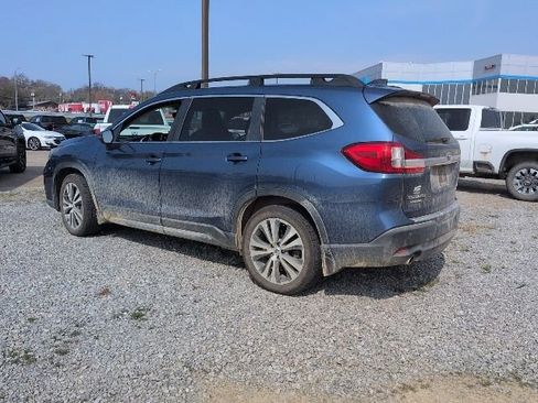 Used 2020 Subaru Ascent Limited w/ Popular Package #4 image 3
