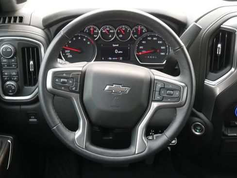 Used 2022 Chevrolet Silverado 1500 RST AWD/4WD image 17