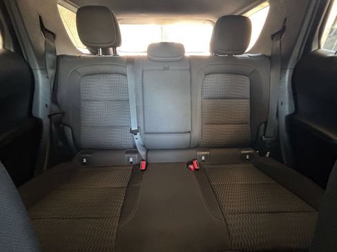 Used 2025 Chevrolet Equinox LT FWD image 38