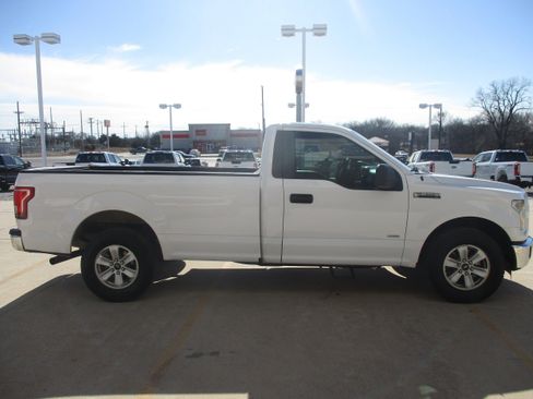 Used 2016 Ford F150 XL w/ Equipment Group 101A Mid image 7