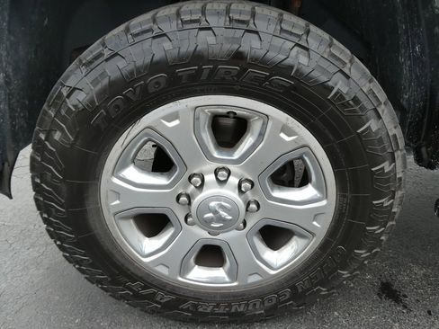 Used 2014 RAM 2500 Big Horn AWD/4WD image 10
