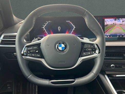 Used 2025 BMW 330i Sedan image 18