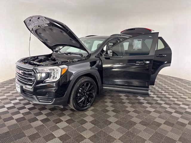 Used 2023 GMC Terrain SLE w/ Driver Convenience Package AWD/4WD image 20