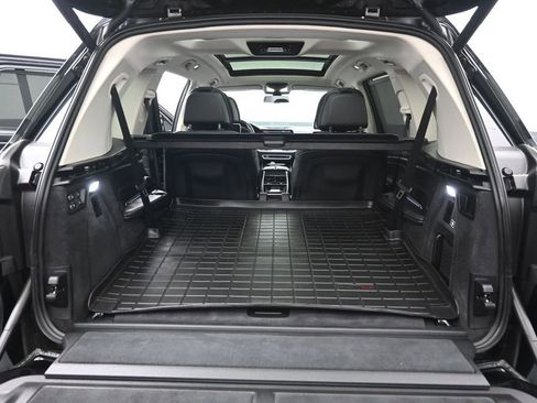 Used 2019 BMW X7 xDrive50i w/ Premium Package AWD/4WD image 39