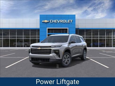 New 2026 Chevrolet Traverse LT w/ Driver Confidence Package image 9