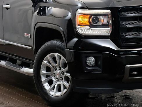 Used 2015 GMC Sierra 1500 SLT w/ All-Terrain Package AWD/4WD image 3