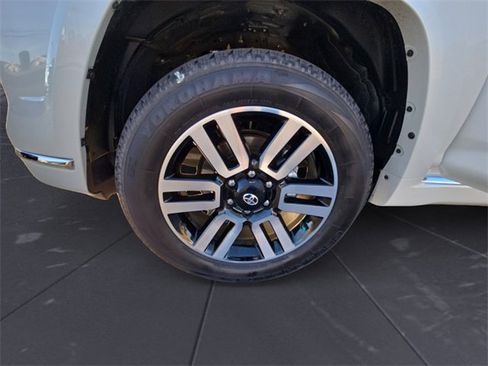 Used 2023 Toyota 4Runner Limited image 14
