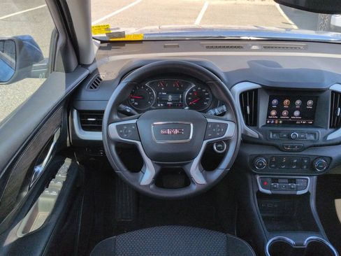 Certified 2024 GMC Terrain SLE AWD/4WD image 9