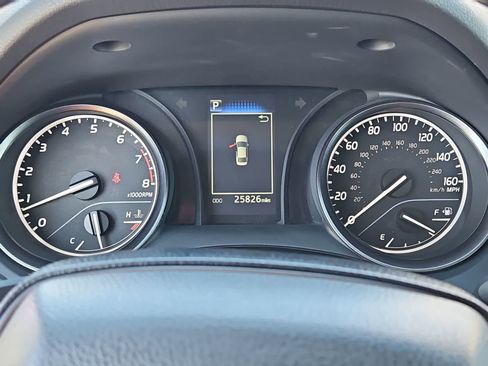 Used 2024 Toyota Camry SE image 33