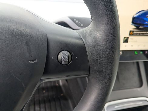 Used 2023 Tesla Model 3 Performance image 16