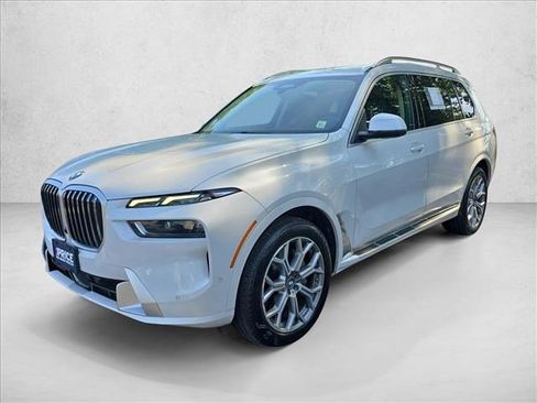 Used 2024 BMW X7 xDrive40i AWD/4WD image 1