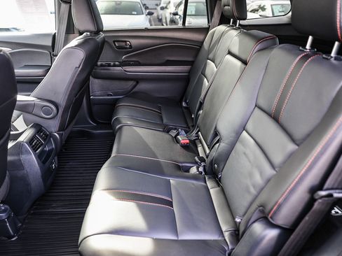 Certified 2023 Honda Passport TrailSport image 8