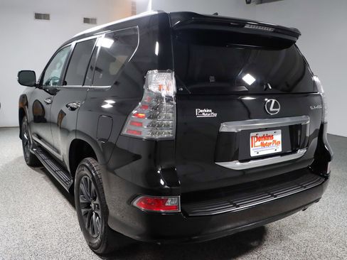 Used 2023 Lexus GX 460 Premium w/ Premium Package image 9