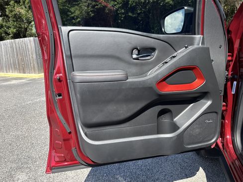 Used 2023 Nissan Frontier Pro-X w/ Pro-X Premium Package image 14