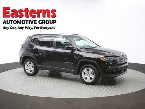 Used 2022 Jeep Compass Latitude w/ Sun and Sound Group image 45