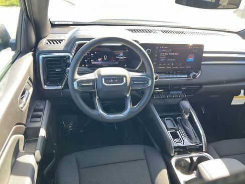 New 2026 GMC Canyon Elevation image 11