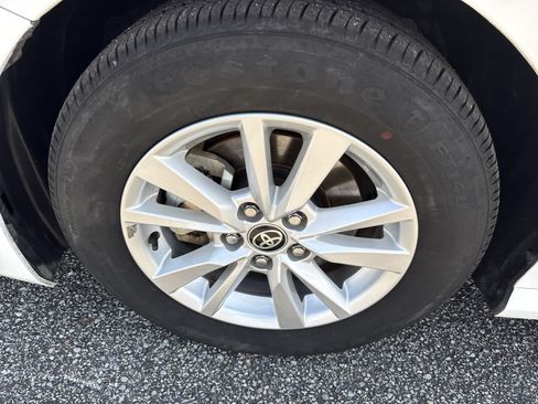 Used 2025 Toyota Camry LE FWD image 10