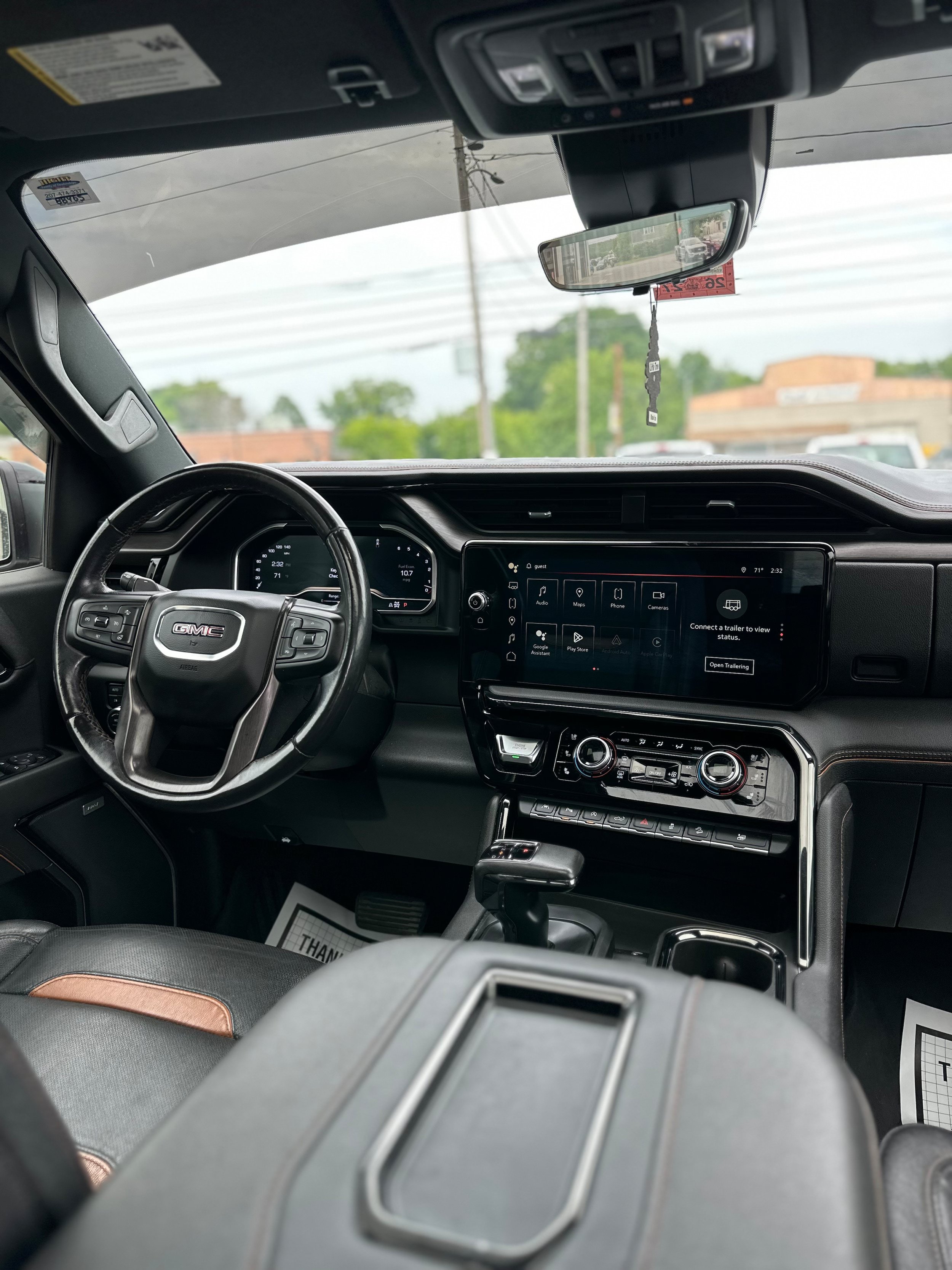 Used 2022 GMC Sierra 1500 AT4 w/ AT4 Premium Package AWD/4WD image 9