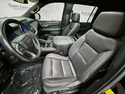 Used 2022 Chevrolet Suburban Z71 w/ Z71 Off-Road Package AWD/4WD image 23