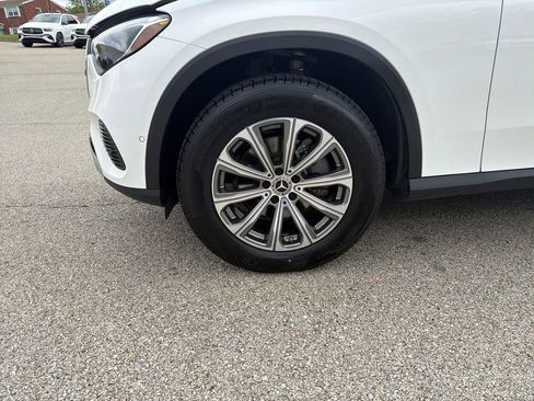 Used 2026 Mercedes-Benz GLC 300 4MATIC image 27