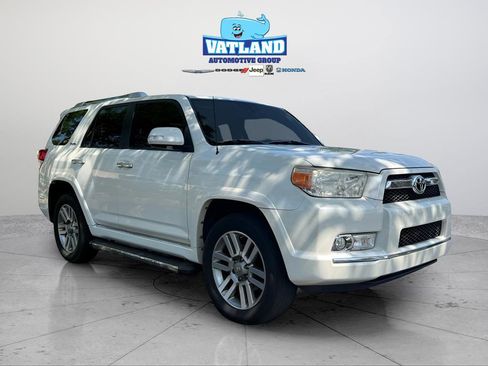 Used 2013 Toyota 4Runner Limited AWD/4WD image 7