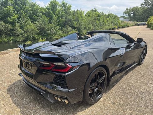 Used 2021 Chevrolet Corvette Stingray Preferred Conv w/ Z51 Performance Package RWD image 21