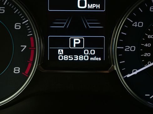 Used 2016 Subaru Crosstrek 2.0i Limited image 24