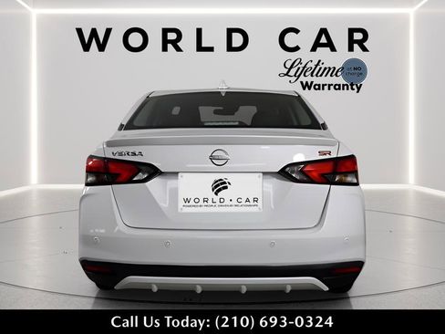 Used 2023 Nissan Versa SR w/ Trunk Package image 6