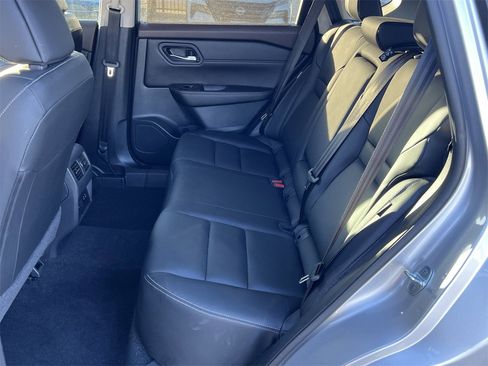 Certified 2023 Nissan Rogue SL w/ SL Premium Package image 11