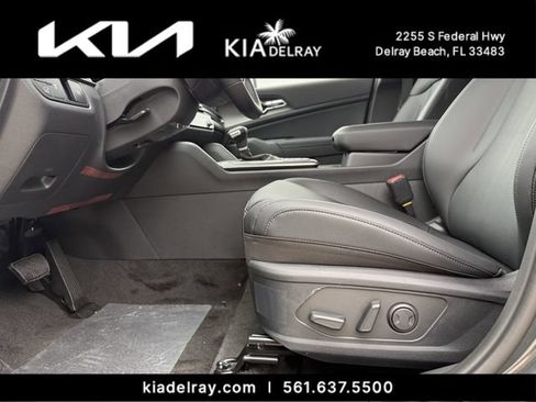 New 2026 Kia Sportage EX FWD image 17