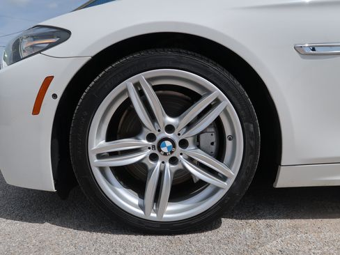 Used 2014 BMW 550i Sedan RWD image 49