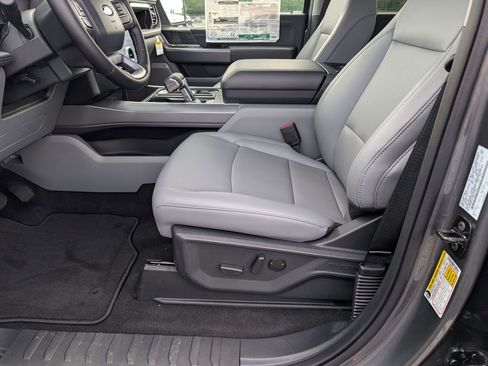 New 2025 Ford F150 Lightning Flash image 8