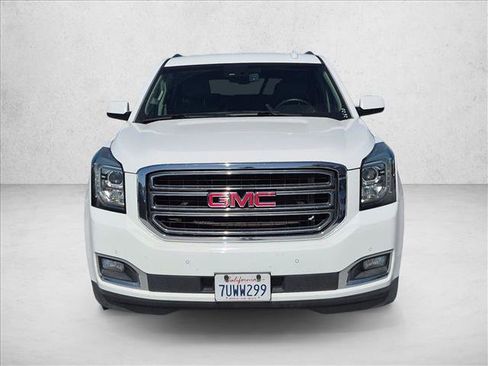 Used 2016 GMC Yukon XL SLT RWD image 2