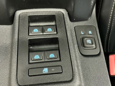 Used 2025 Ford Bronco Raptor AWD/4WD image 38