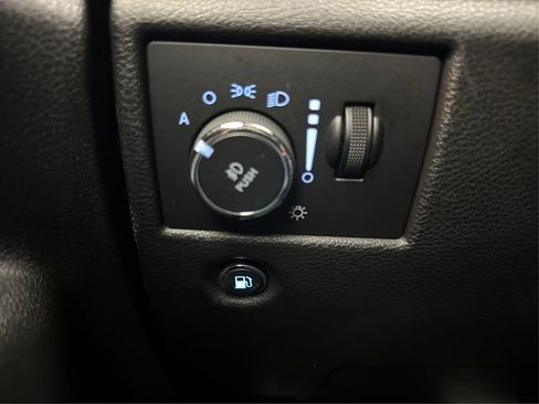 Used 2020 Jeep Grand Cherokee Limited w/ Trailer Tow Group IV image 23