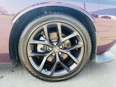 Used 2022 Dodge Challenger R/T w/ Blacktop Package image 33