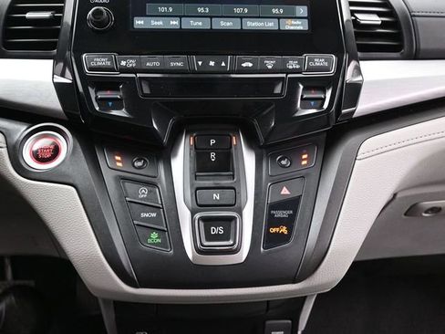 Used 2024 Honda Odyssey EX-L image 22