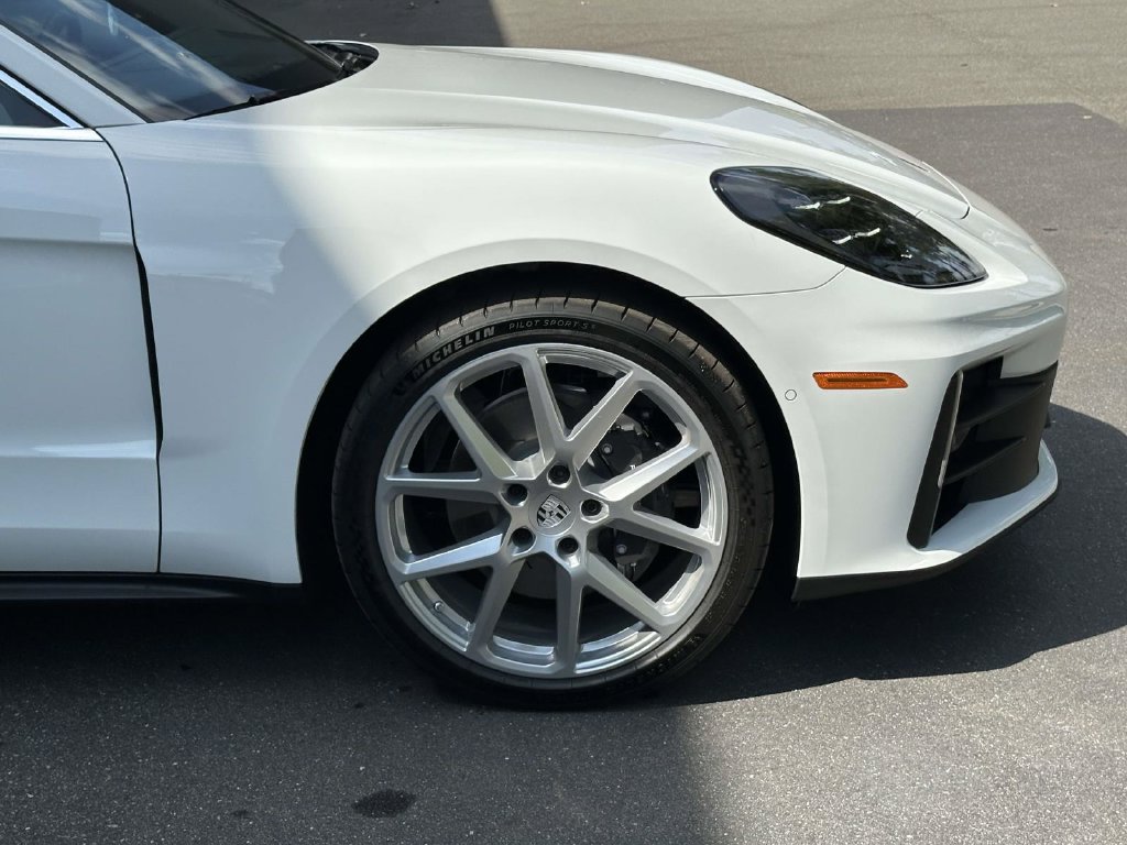 New 2026 Porsche Panamera 4 AWD/4WD image 9
