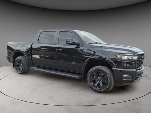 Used 2025 RAM 1500 Big Horn AWD/4WD image 5