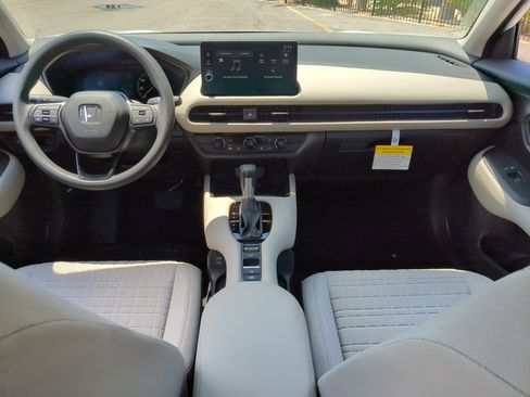 New 2026 Honda HR-V LX image 14