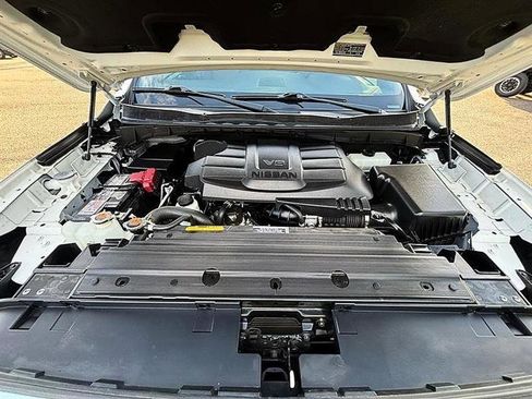 Used 2024 Nissan Titan Platinum Reserve w/ Moonroof Package image 83